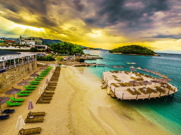 Sarande Travel Guide for Travellers in Albania